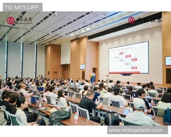 英超战术解析与重庆篮球队配合策略的深度对比分析